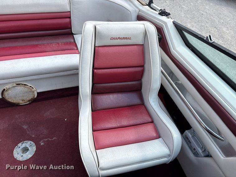 image for item DU1254 1989 Chaparral 2300 SX Sport boat