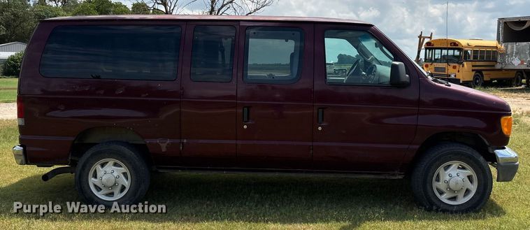 image for item DU1271 2006 Ford E350 van