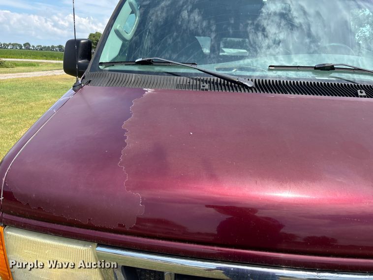 image for item DU1271 2006 Ford E350 van