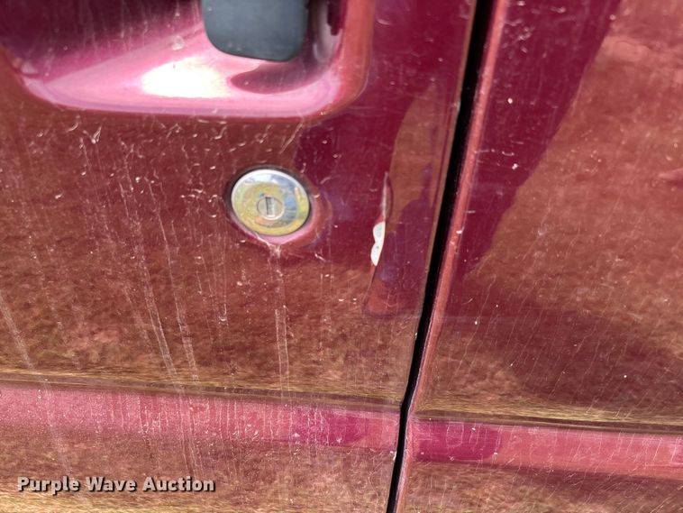 image for item DU1271 2006 Ford E350 van