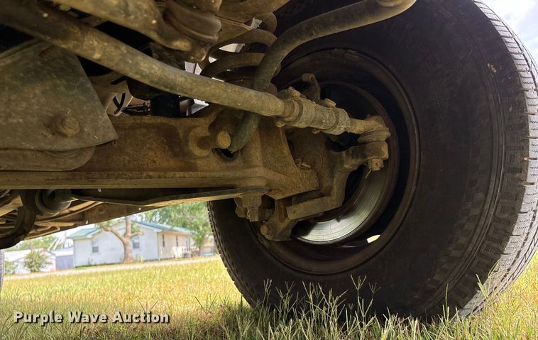 image for item DU1271 2006 Ford E350 van