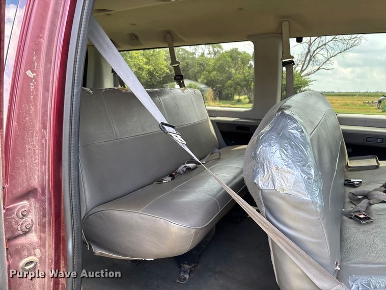 image for item DU1271 2006 Ford E350 van