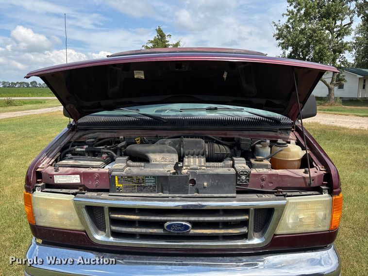 image for item DU1271 2006 Ford E350 van