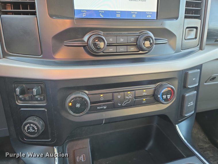 image for item DU6762 2021 Ford F150 SuperCrew pickup truck