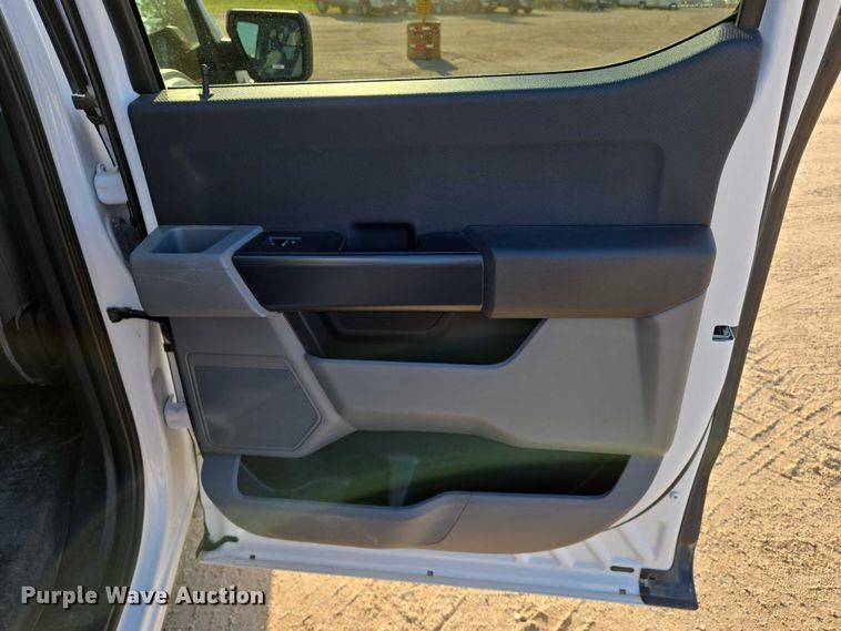 image for item DU6762 2021 Ford F150 SuperCrew pickup truck