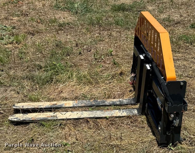 image for item DU9104 2025 Wolverine PFA-11-3300G skid steer forks