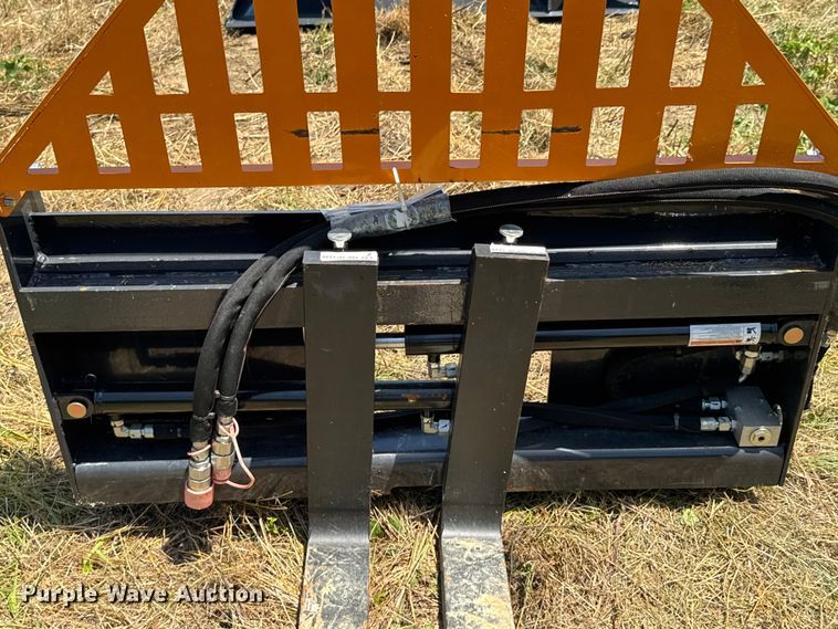 image for item DU9104 2025 Wolverine PFA-11-3300G skid steer forks