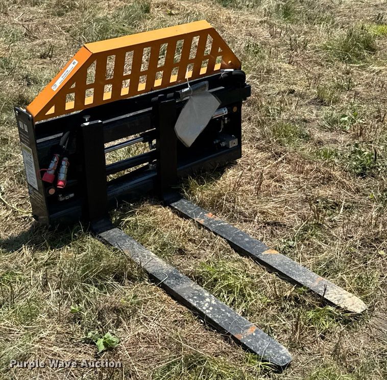 image for item DU9106 2025 Wolverine PFA-11-3300G skid steer forks