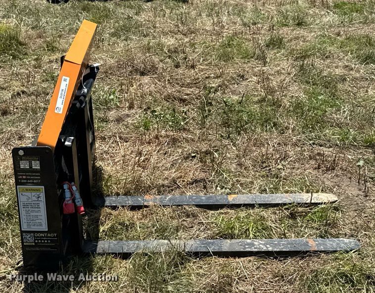 image for item DU9106 2025 Wolverine PFA-11-3300G skid steer forks