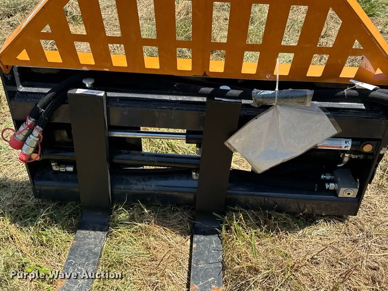 image for item DU9106 2025 Wolverine PFA-11-3300G skid steer forks