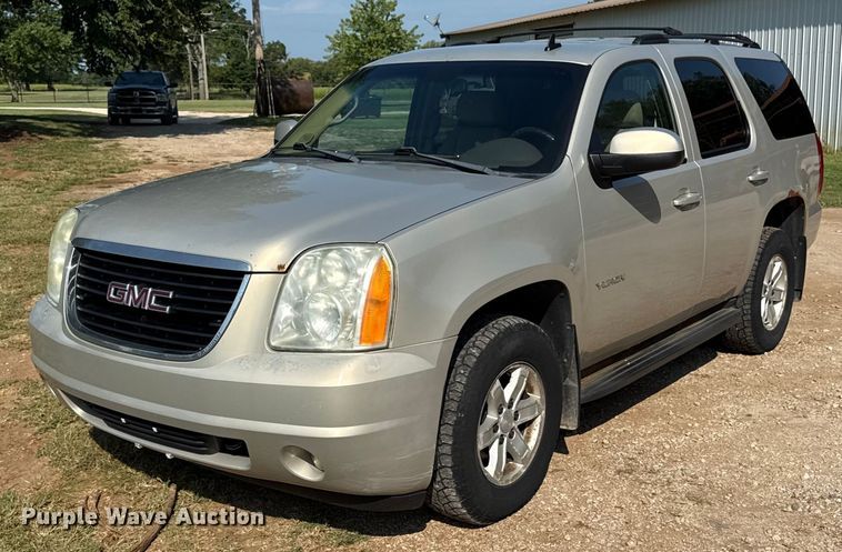 image for item DW2984 2010 GMC Yukon SUV