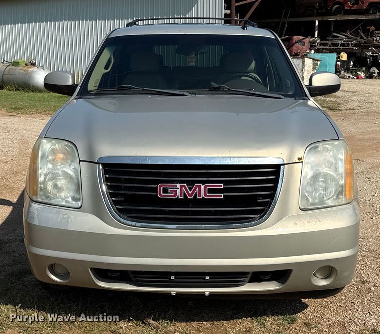 image for item DW2984 2010 GMC Yukon SUV
