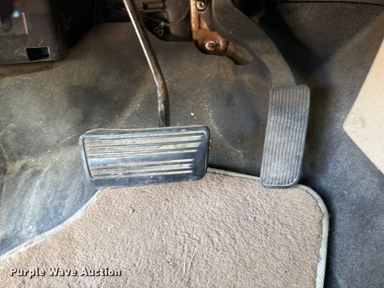 image for item DW2984 2010 GMC Yukon SUV