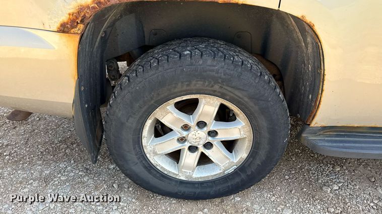 image for item DW2984 2010 GMC Yukon SUV