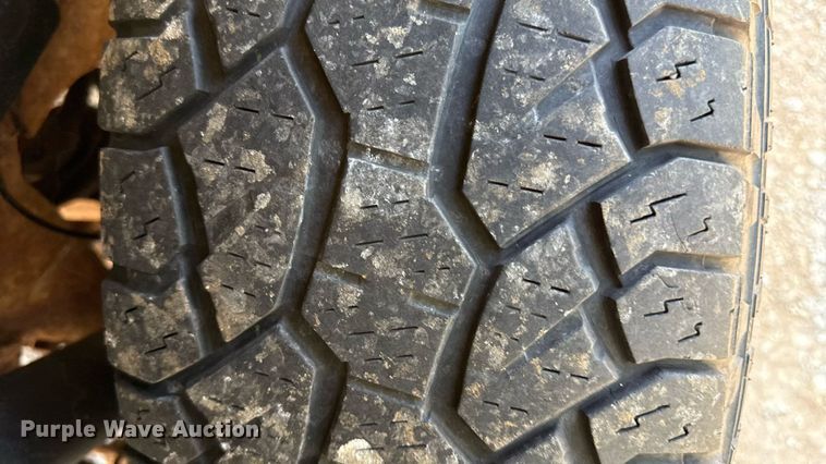 image for item DW2984 2010 GMC Yukon SUV