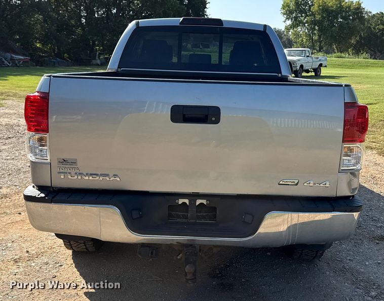 image for item DW2987 2011 Toyota Tundra Double Cab pickup truck