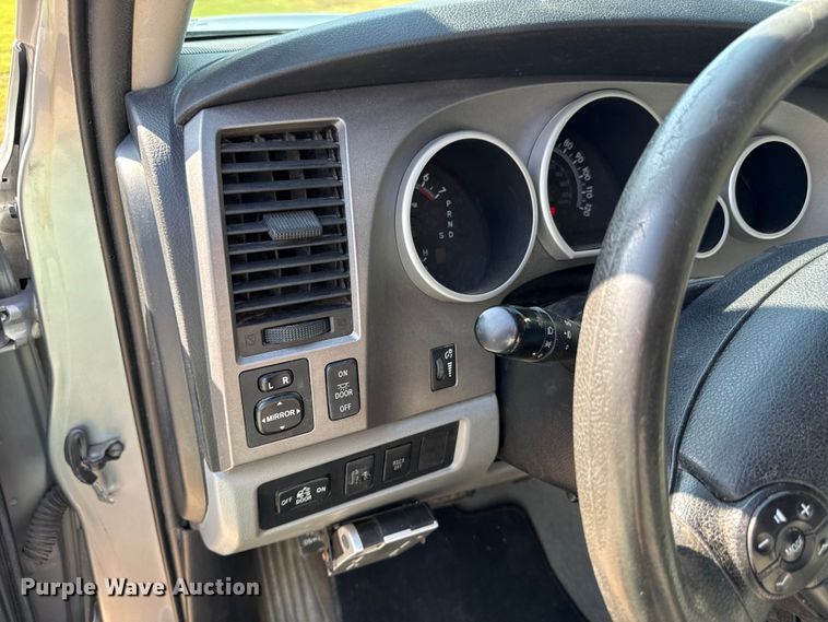 image for item DW2987 2011 Toyota Tundra Double Cab pickup truck