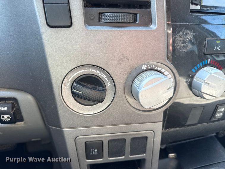 image for item DW2987 2011 Toyota Tundra Double Cab pickup truck