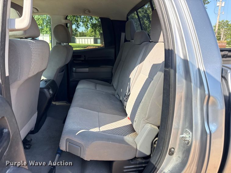 image for item DW2987 2011 Toyota Tundra Double Cab pickup truck