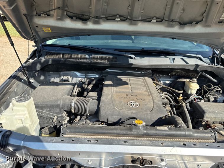 image for item DW2987 2011 Toyota Tundra Double Cab pickup truck