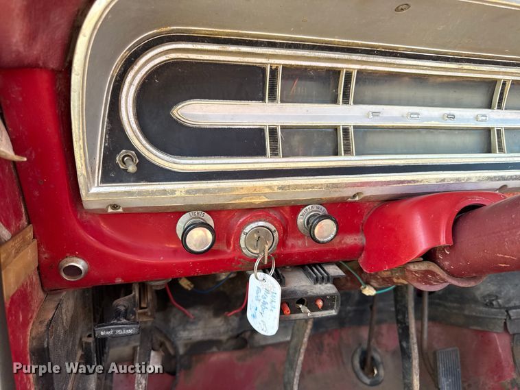 image for item DW2988 1972 Ford F250 pickup truck
