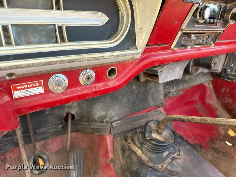 image for item DW2988 1972 Ford F250 pickup truck