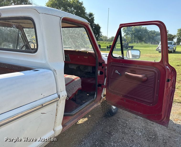 image for item DW2988 1972 Ford F250 pickup truck