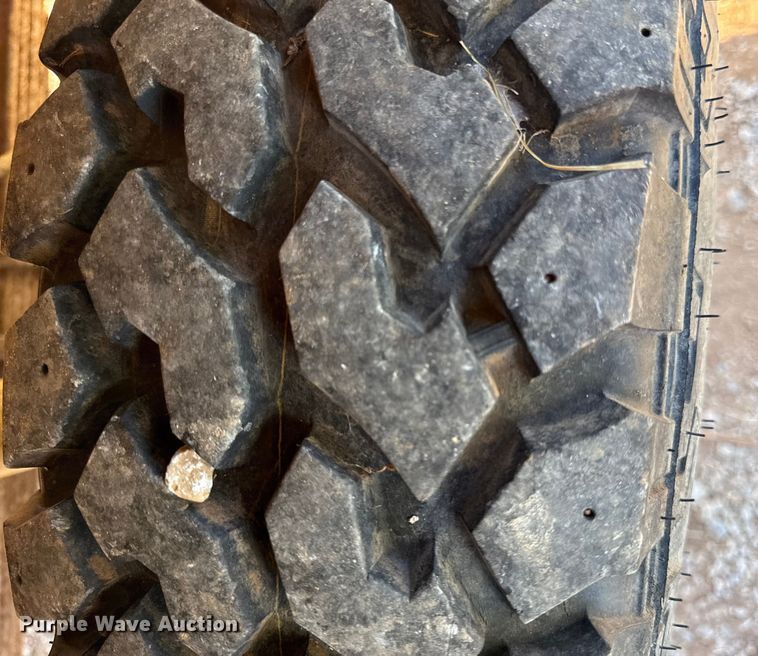 image for item DW2988 1972 Ford F250 pickup truck