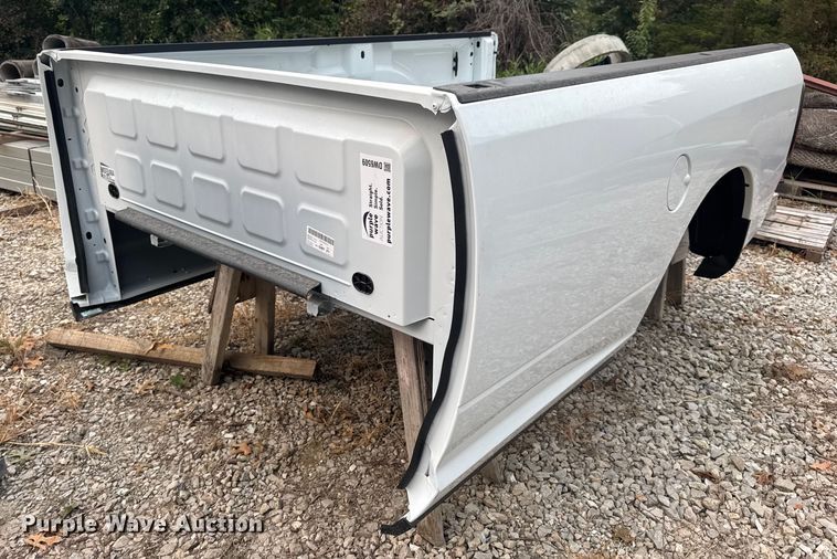 image for item DW6509 Pickup truck bed