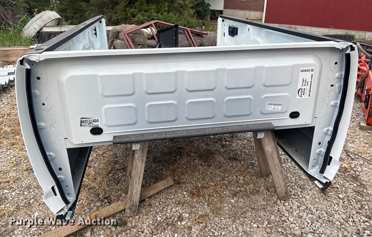 image for item DW6509 Pickup truck bed