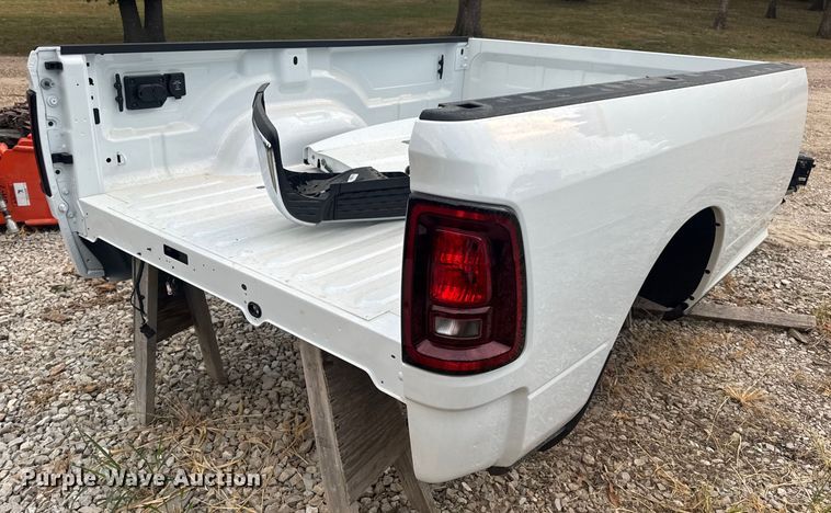 image for item DW6509 Pickup truck bed