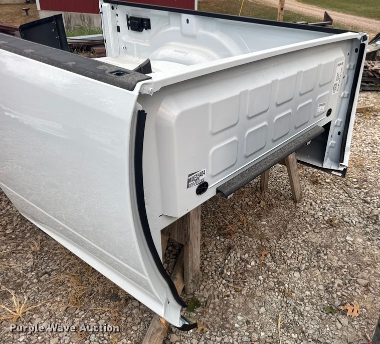 image for item DW6509 Pickup truck bed