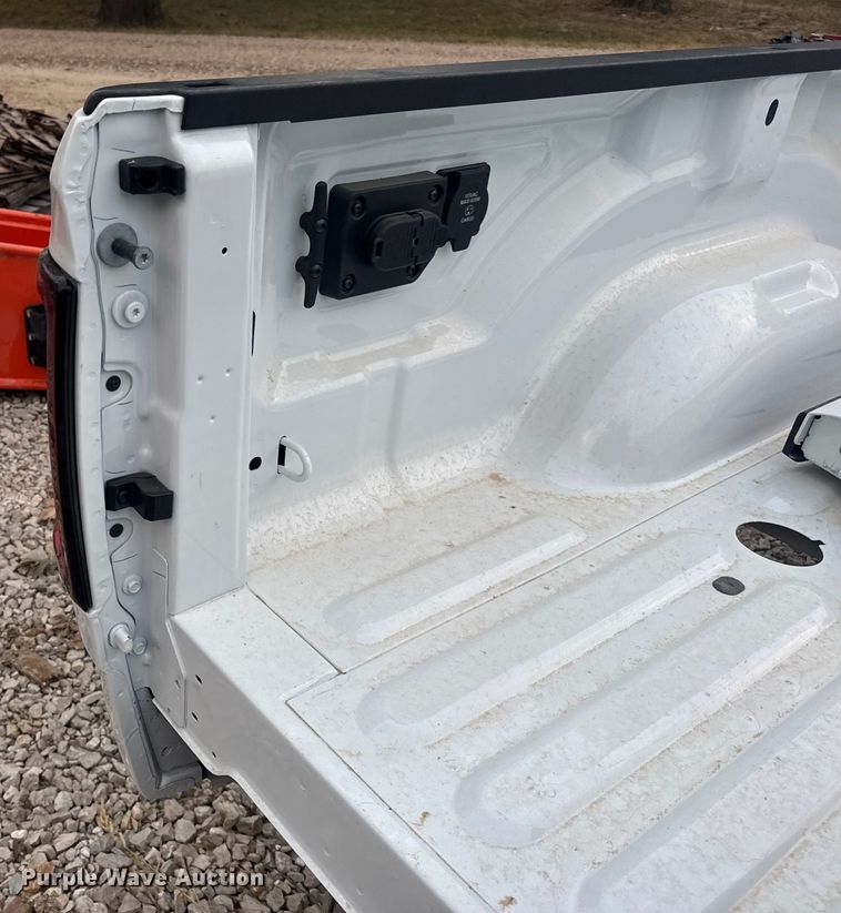 image for item DW6509 Pickup truck bed