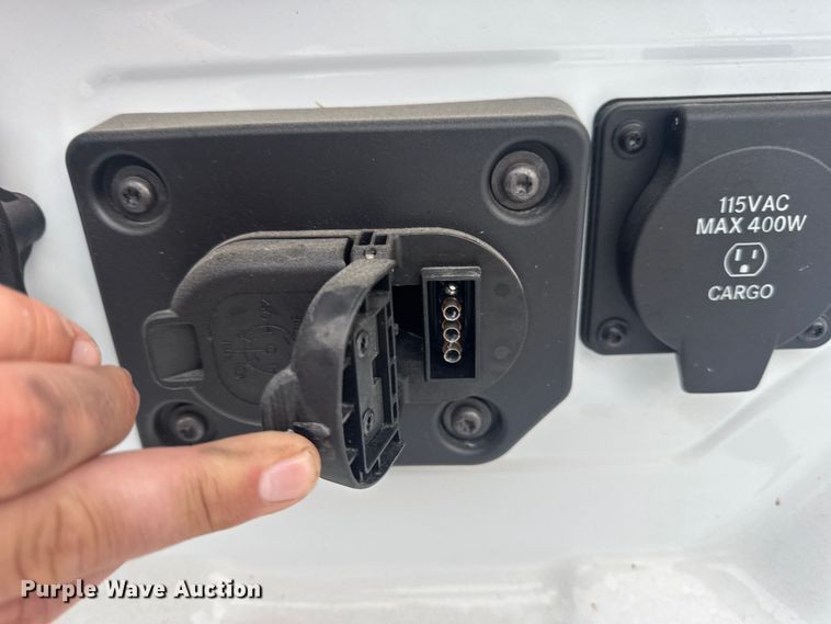 image for item DW6509 Pickup truck bed