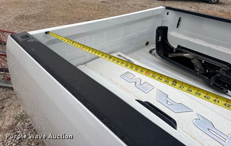 image for item DW6509 Pickup truck bed