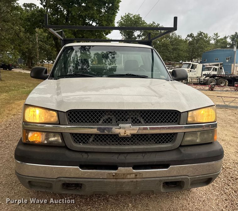 image for item DW6512 2004 Chevrolet Silverado 1500 pickup truck