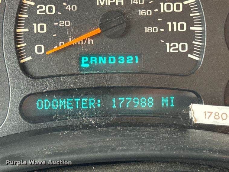 image for item DW6512 2004 Chevrolet Silverado 1500 pickup truck