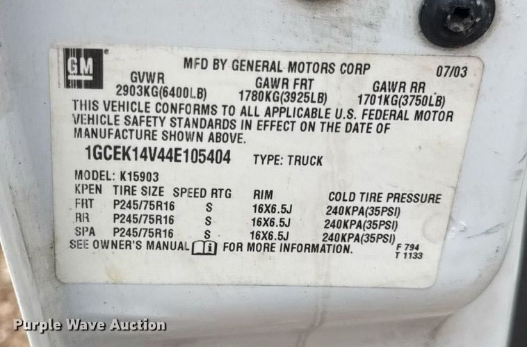 image for item DW6512 2004 Chevrolet Silverado 1500 pickup truck