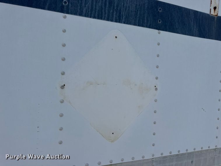 image for item DW6553 1995 International  4700 box truck