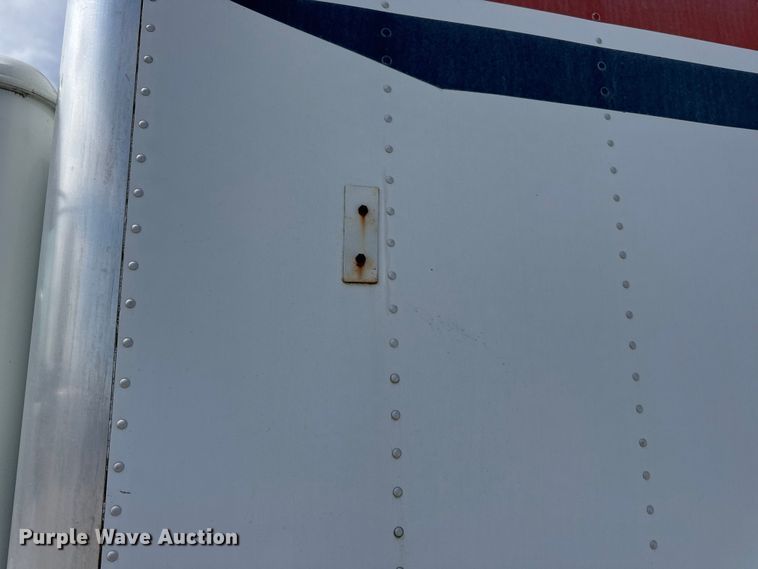 image for item DW6553 1995 International  4700 box truck