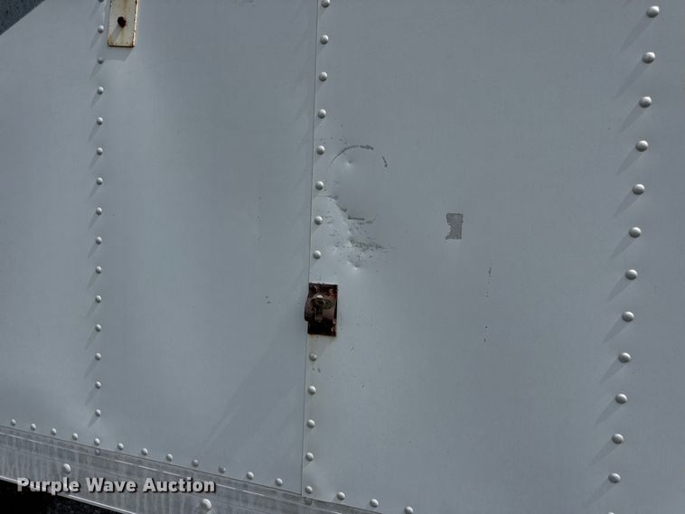 image for item DW6553 1995 International  4700 box truck