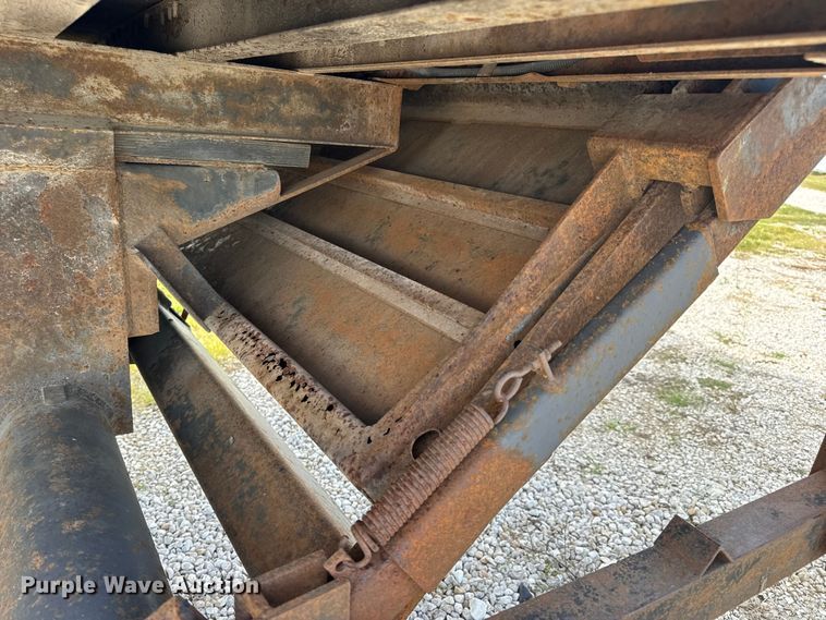 image for item DW6553 1995 International  4700 box truck