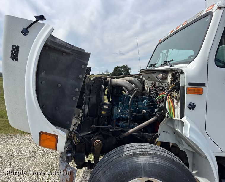 image for item DW6553 1995 International  4700 box truck