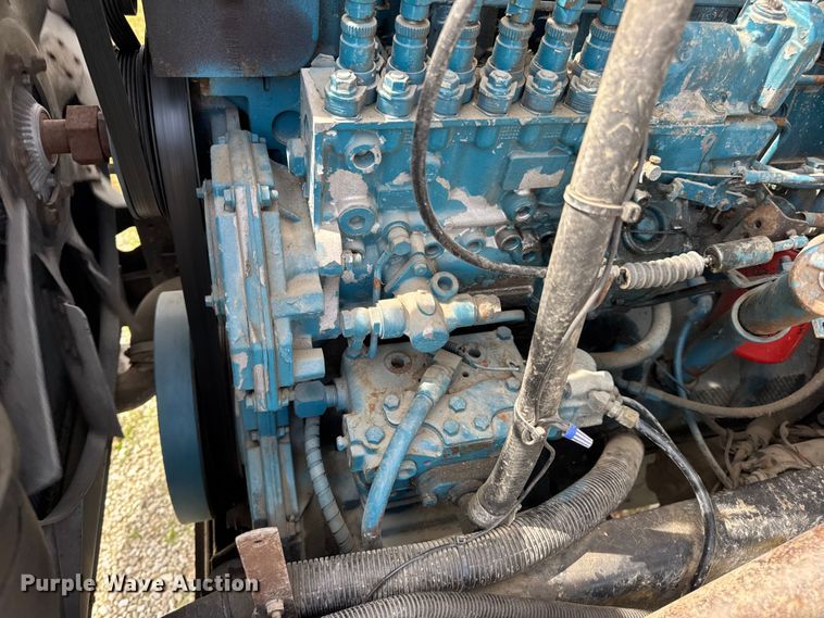 image for item DW6553 1995 International  4700 box truck