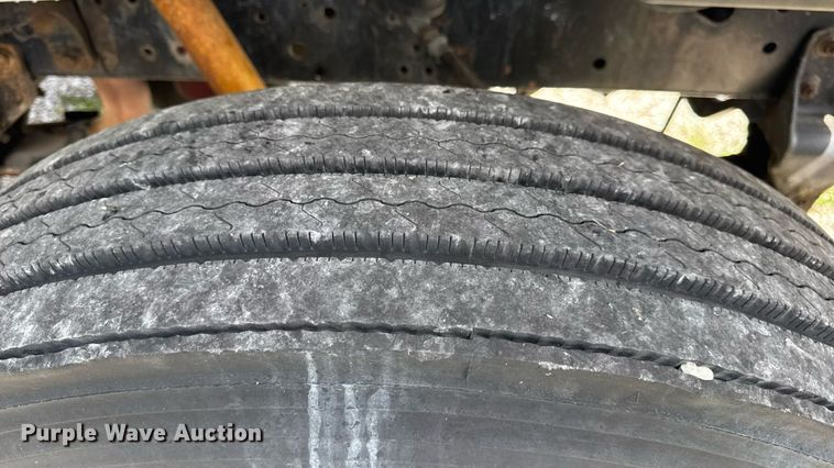 image for item DW6553 1995 International  4700 box truck