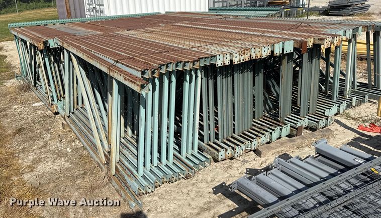 image for item DW6571 Pallet racking