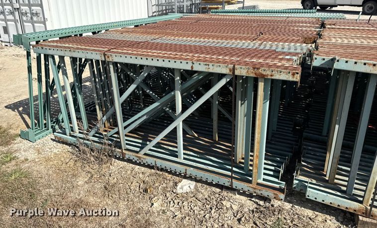 image for item DW6571 Pallet racking