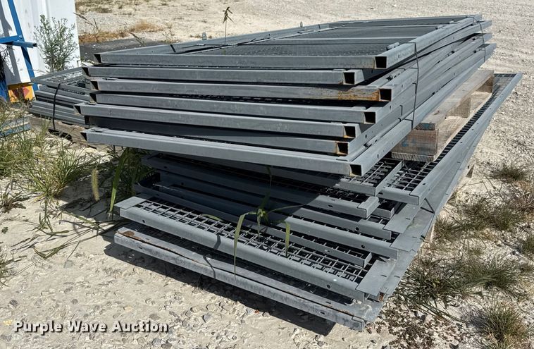 image for item DW6572 Shelving and lockers