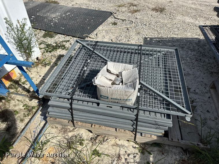 image for item DW6572 Shelving and lockers