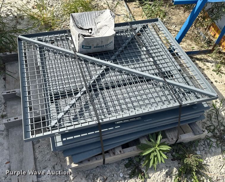 image for item DW6572 Shelving and lockers